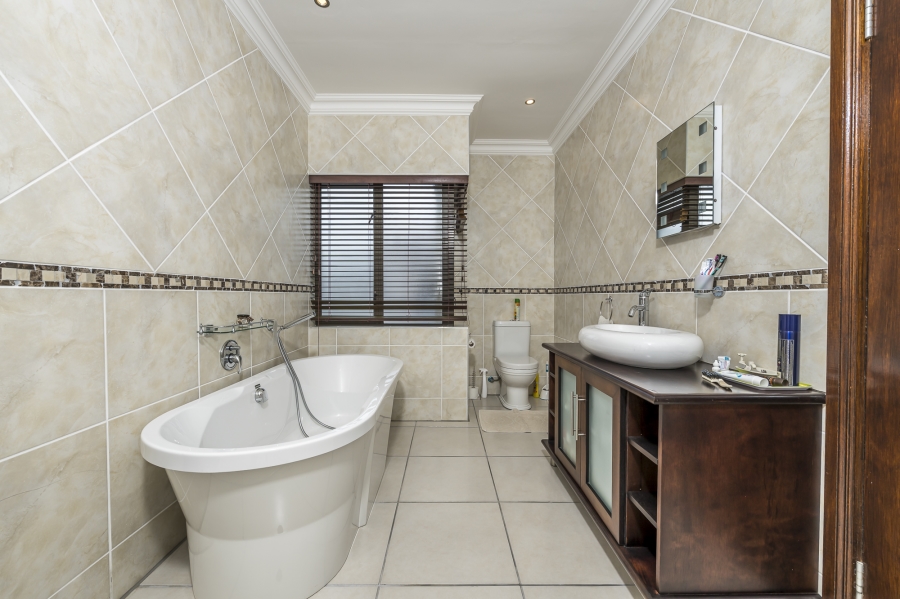 4 Bedroom Property for Sale in Mossel Bay Golf Estate Western Cape